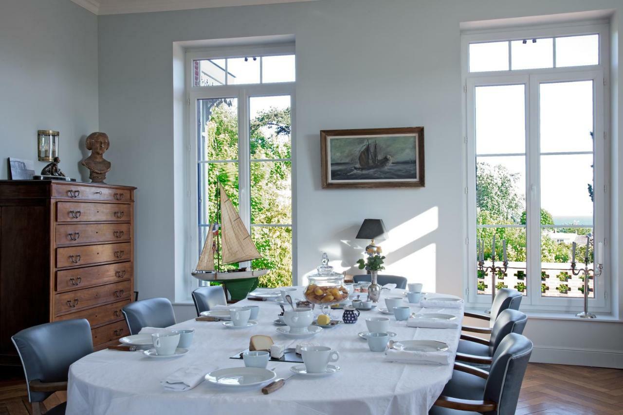 Castel De La Terrasse Bed & Breakfast Etretat Exterior photo